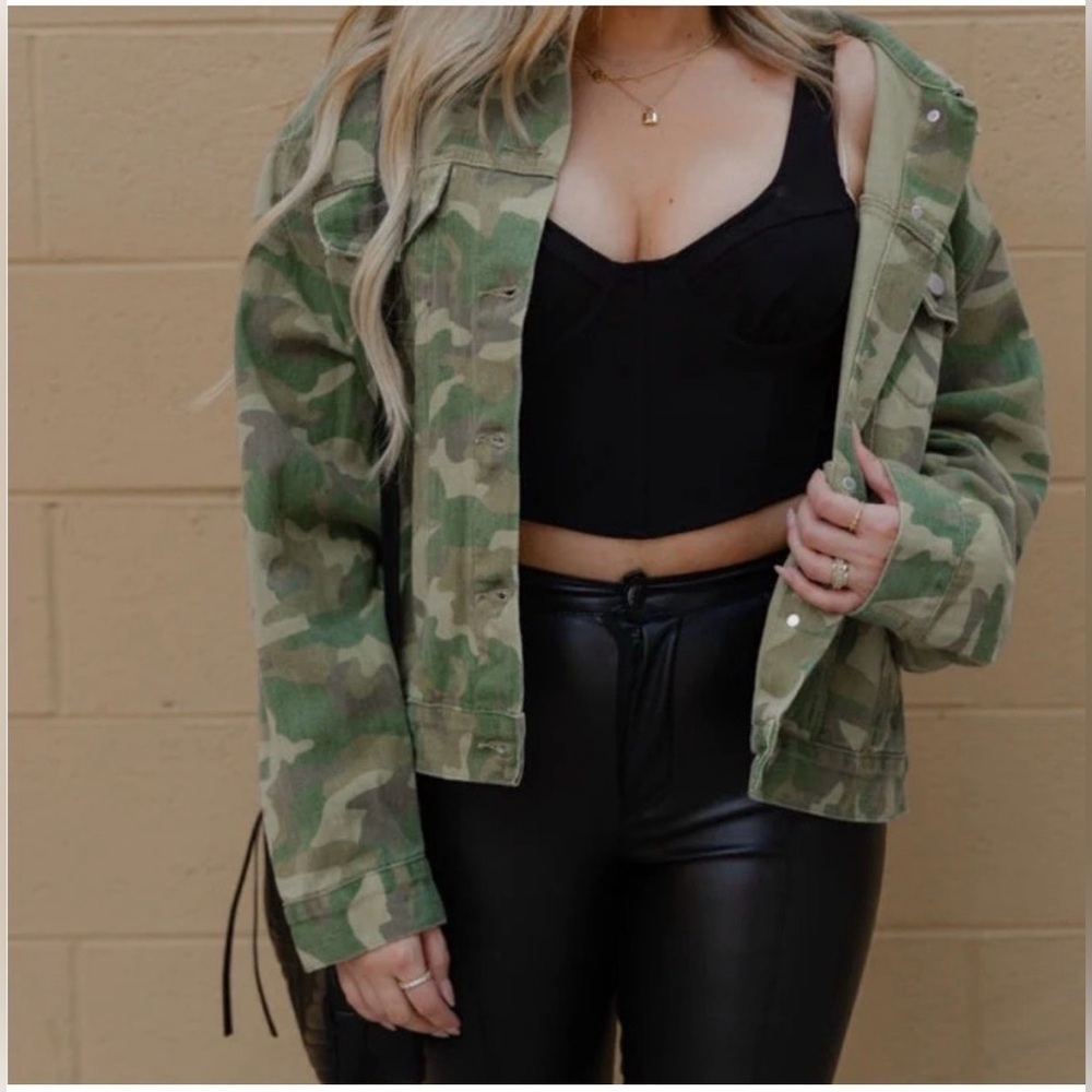 POL Camouflage Jacket with Leopard Accent NWOT Size Medium